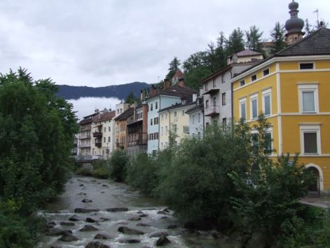 bruneckbrunico.jpg