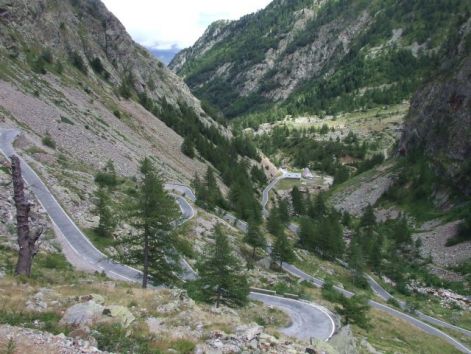 serpentines_col_de_la_lombarde.jpg