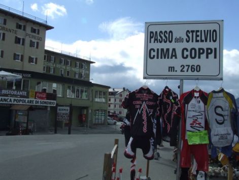 stelvio-cima_coppi.jpg